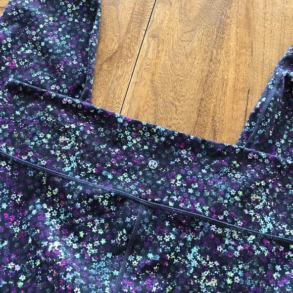 Lululemon Leggings size 20 - Picture 7 of 7